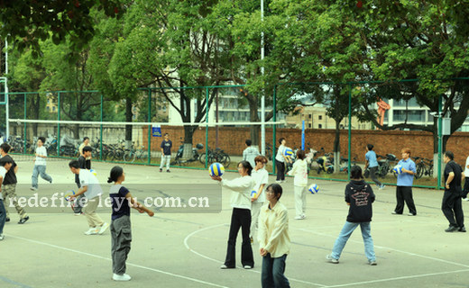 C罗缺阵，曼联客场能否攻破伯恩利防线？